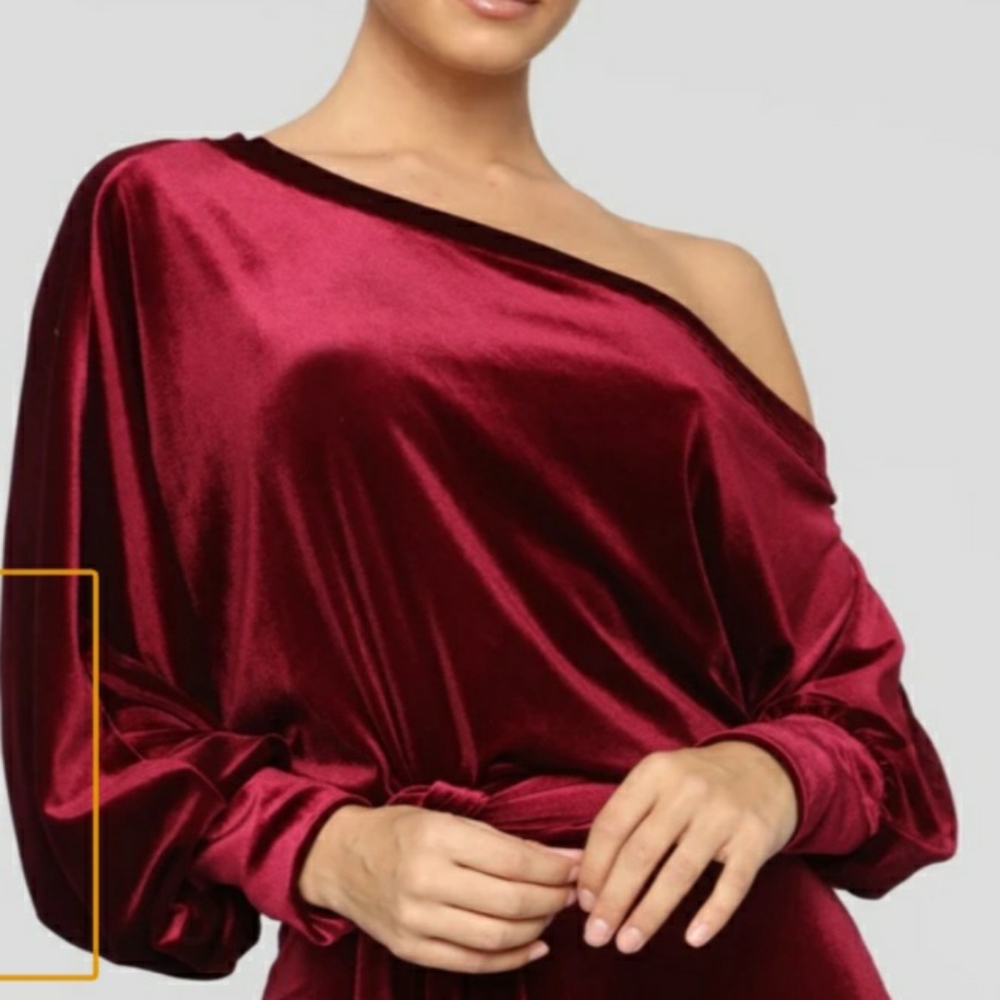 Fashion nova burgundy jumpsuit